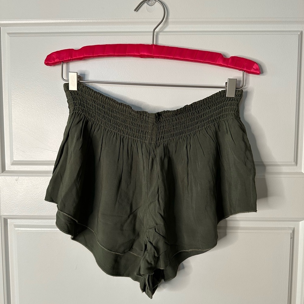 Blue Life Green Shorts S